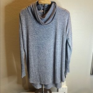 Natori oversized Cowl Neck Light Sweater with Relaxed Fit size Small